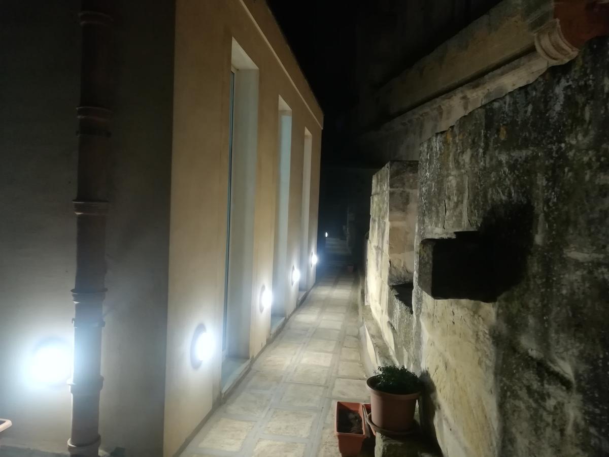 Dimora Dell'Artista Bed & Breakfast Lecce Exterior foto
